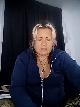 angi_daw's cam snapshot