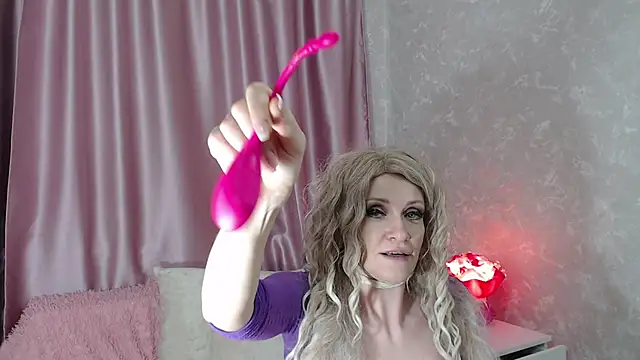 DorisBest's cam snapshot