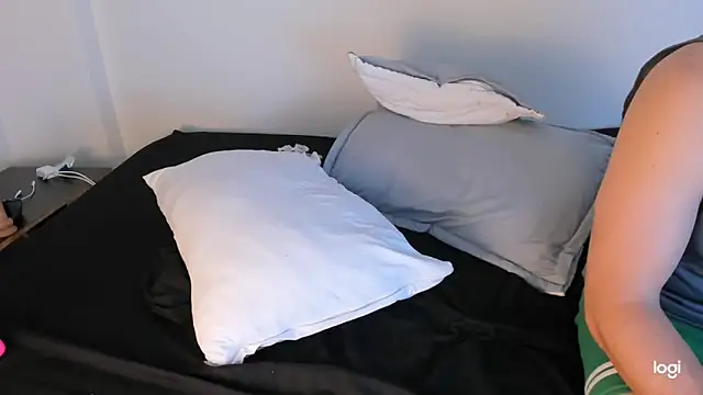 blue_and_peter's cam snapshot