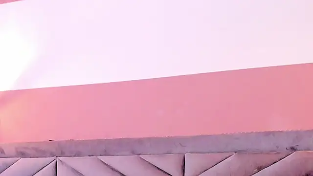 molly_zanderbond_'s cam snapshot