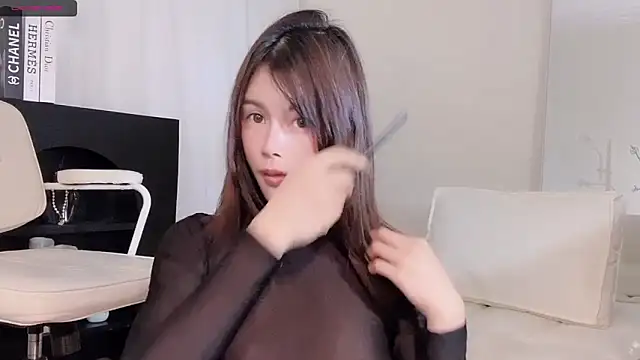 lvy-w's cam snapshot