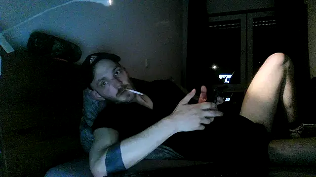 MolleDolle live sex cam