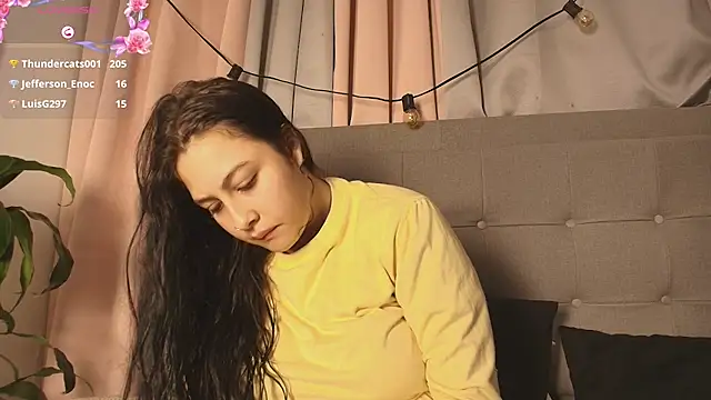 andrea_Queensel's cam snapshot