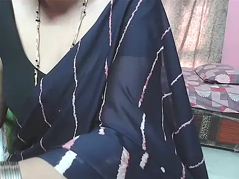 sunitha-3 live sex cam