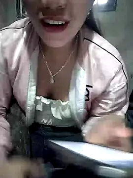 hinakaka live sex cam