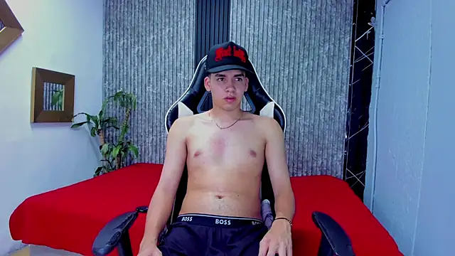 Mike_0233_'s cam snapshot