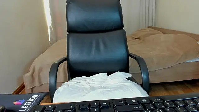 Asirascorpion's cam snapshot