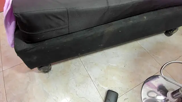 VICTORIAOBEY live sex cam