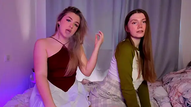 MelitaMoote's cam snapshot