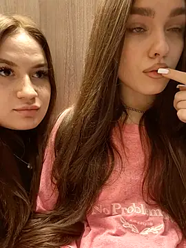 MayaGlow live sex cam