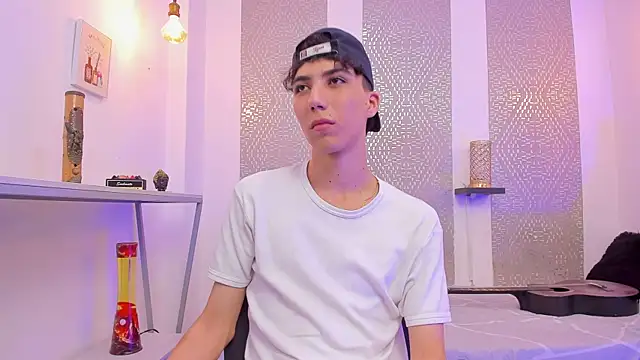 Nikolay_Gregori's cam snapshot