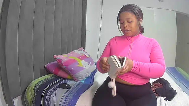 Kate1821ivy's web cam