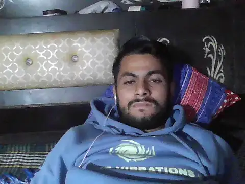 Stubborndesiboy's cam snapshot