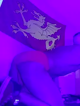 Br0kenKenDoll's web cam