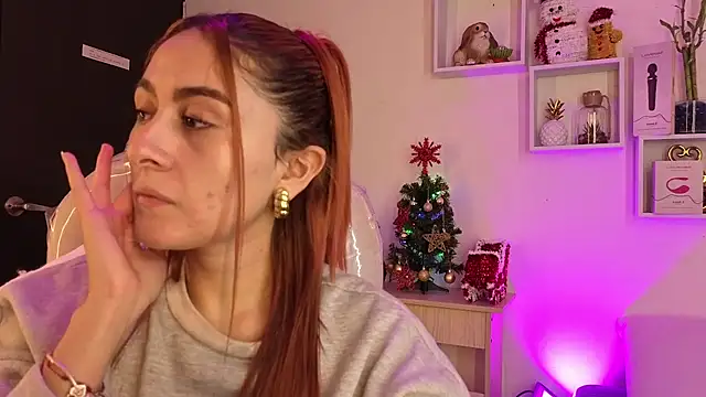 Tiarha's cam snapshot