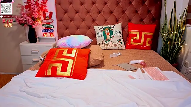 asian_dhimple's cam snapshot