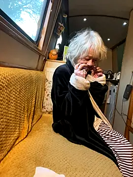 ladyboatlady live sex cam