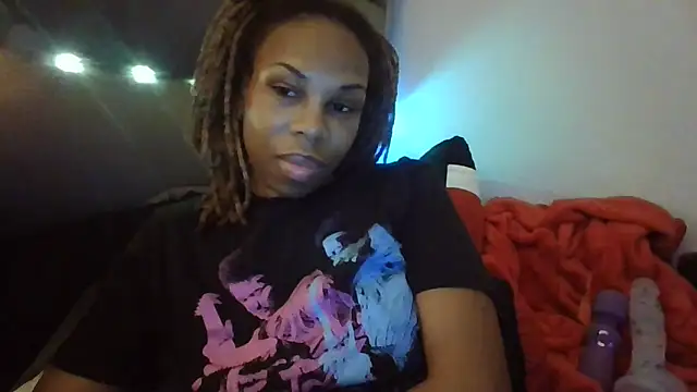 Opal_Rainbow's cam snapshot