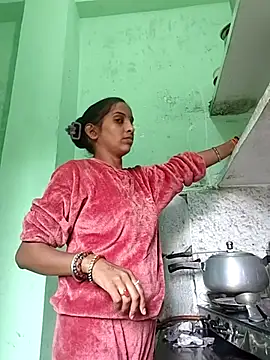 Hotty-Nidhi's cam snapshot