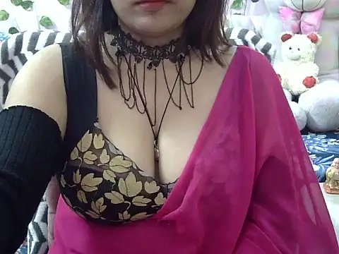 Bold_Pooja's cam snapshot