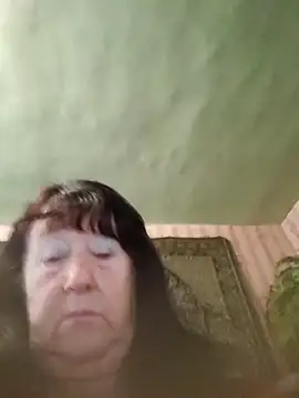 CrystalLime6411 live sex cam