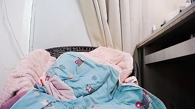 Brosnahan live sex cam