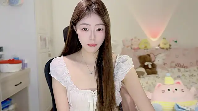 Onecutelittle live sex cam