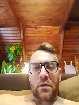 tomee83's cam snapshot