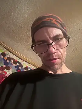 johnyupinya's cam snapshot