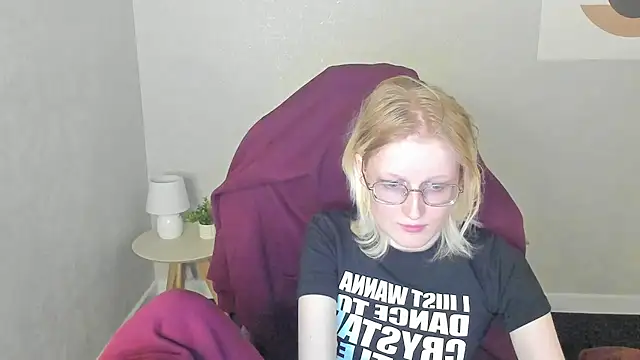 ElizabethHarpper's cam snapshot