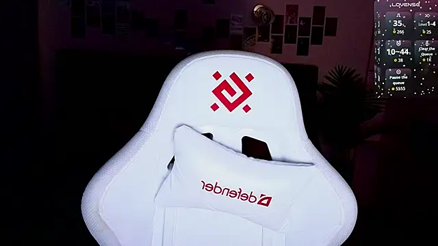 kaleriyaa_'s cam snapshot