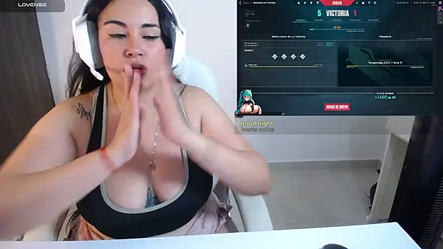 Sunny_Gamer7's cam snapshot