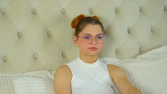 BellaMarebelle's cam snapshot