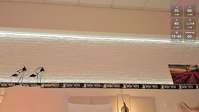 BelovedRuby's cam snapshot