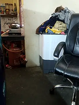 Madhavi_mishra live sex cam