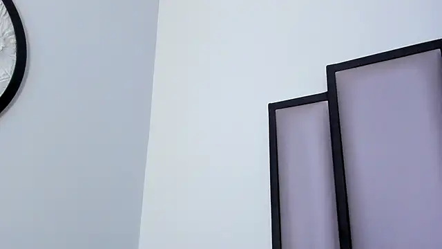 Lucy-23's cam snapshot