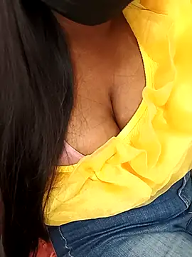 Radhika_Deshmukh1's cam snapshot