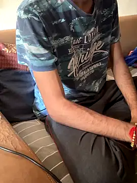 Mumbai_guyy live sex cam