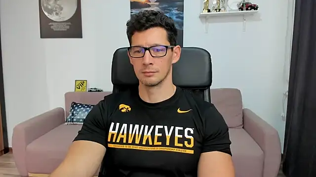 BrutusK08's cam snapshot