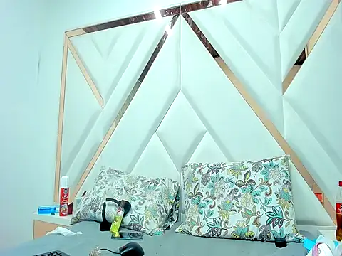 MiaHarper2's cam snapshot