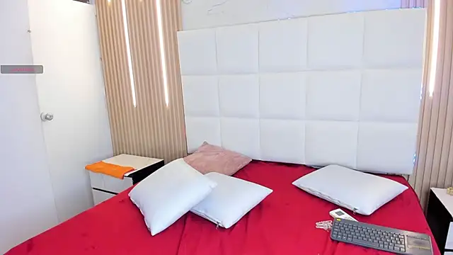 Meloddy_Parkerr_'s cam snapshot