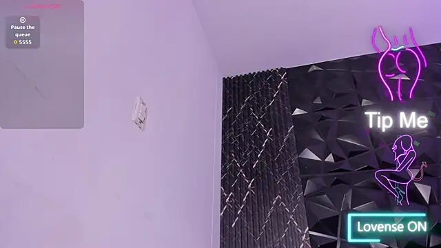 katierouge_'s cam snapshot