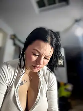 Megaan__More's cam snapshot