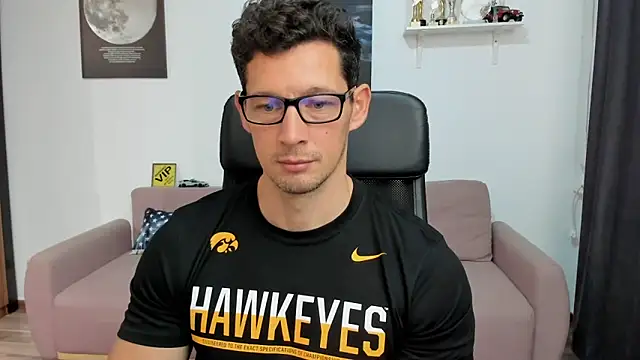 BrutusK08 live sex cam