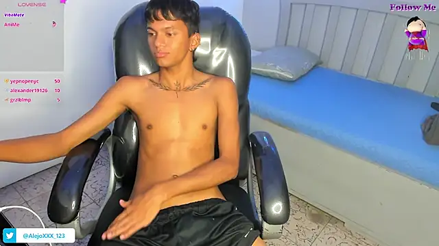 loistwink_ live sex cam