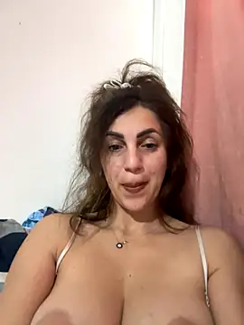 EmaSkyes's cam snapshot