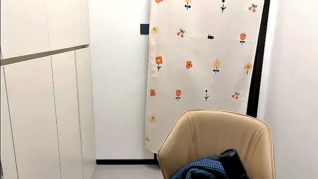 xixi-baobao's cam snapshot