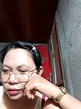 Everleigh_mom's cam snapshot