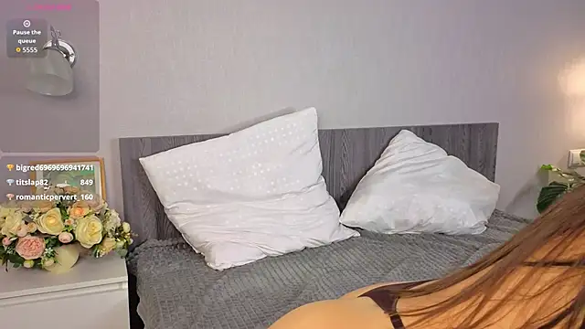 Violet_Johnsonn's cam snapshot