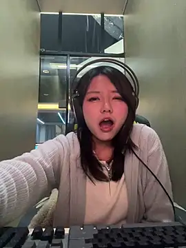 99EE-yy's cam snapshot